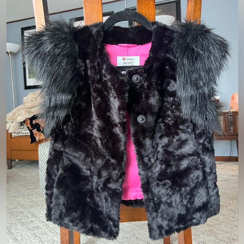 Neiman Marcus & Skaist Taylor Black Faux Fur Vest